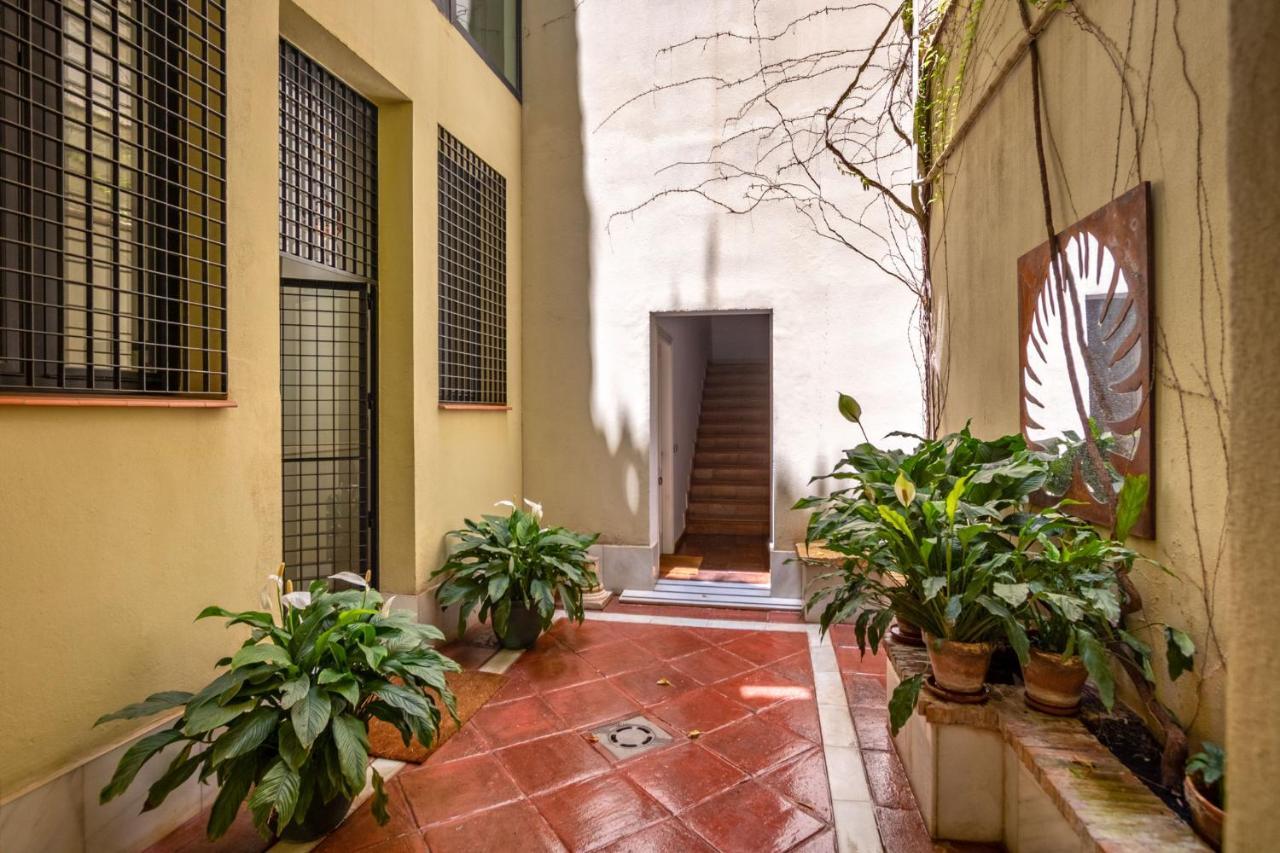 Museum Duplex And Patios, Historical Center, 8 Pax, Seville
